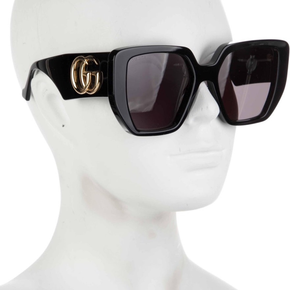 Gucci Oversized Sunglasses - Model: GG0956S